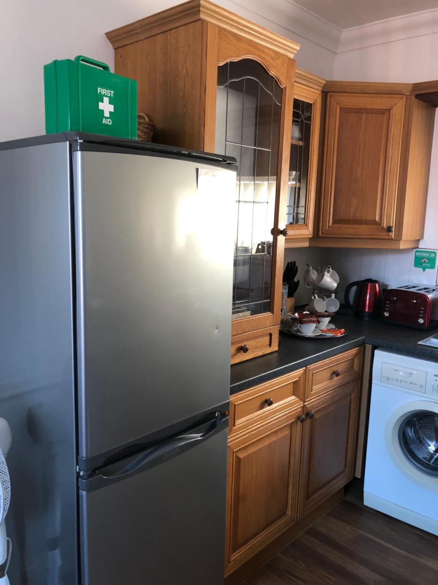 F1 Maison 108 - Holiday Home - Full Kitchen - Street Free Parking, Netflix - 68Mbps Bt Wifi - Dvd'S - Welcome Tray - By Corner From Gavin N Stacey Film House Barry Room photo